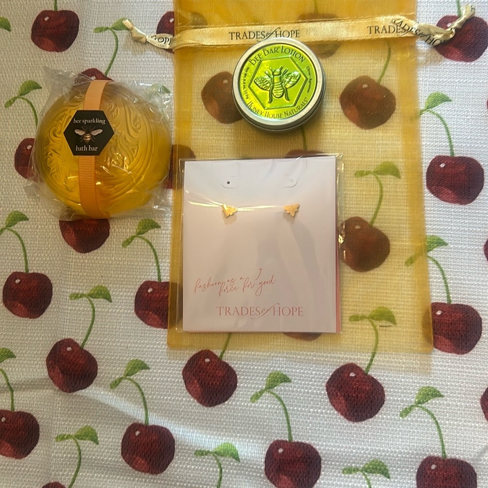 Trades of Hope Bee Earrings with Bee Bath Bar and Lotion. 🐝🐝